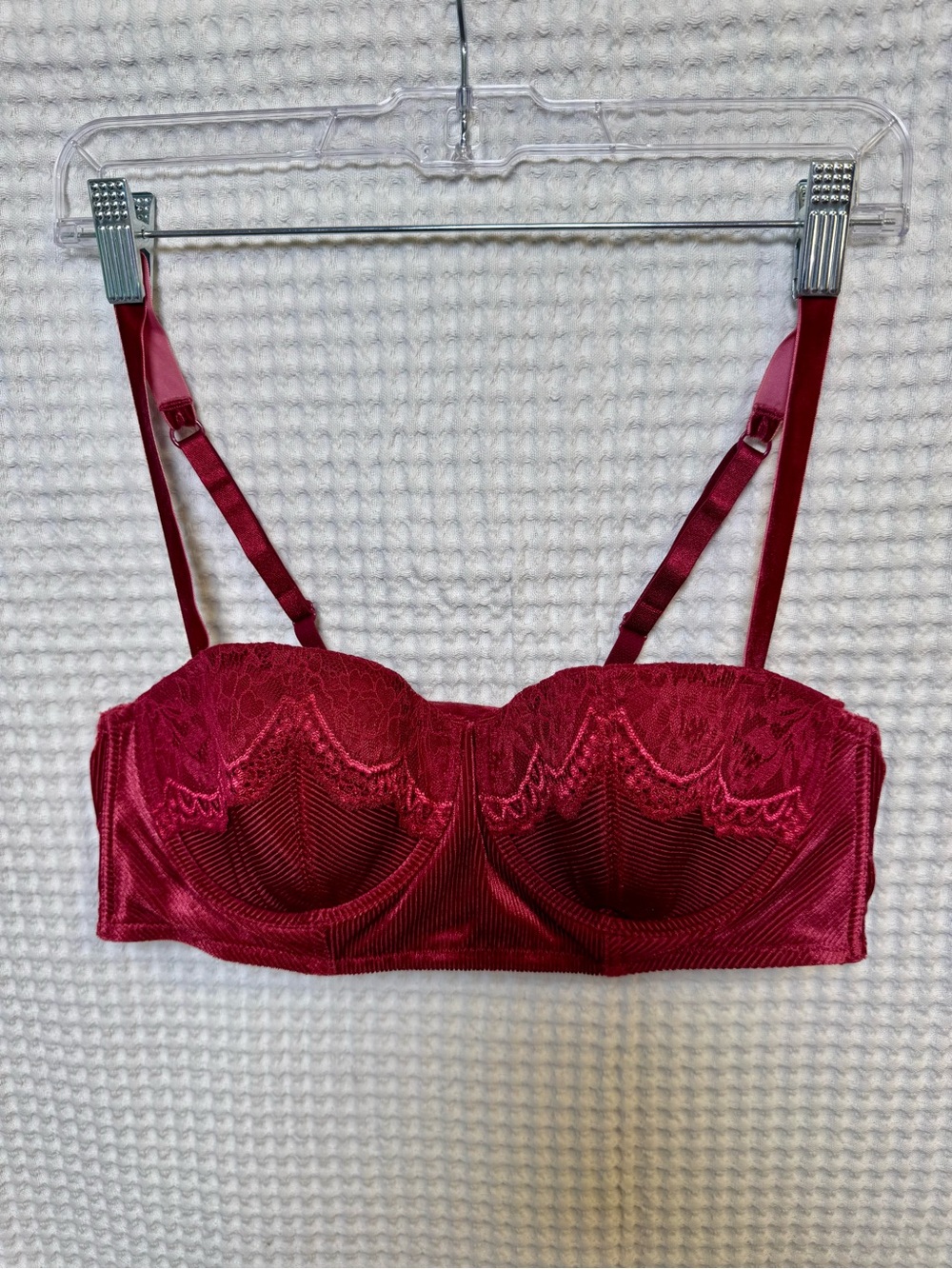 NWOT Adore Me Crimson Lace Balconette Bra- 38C